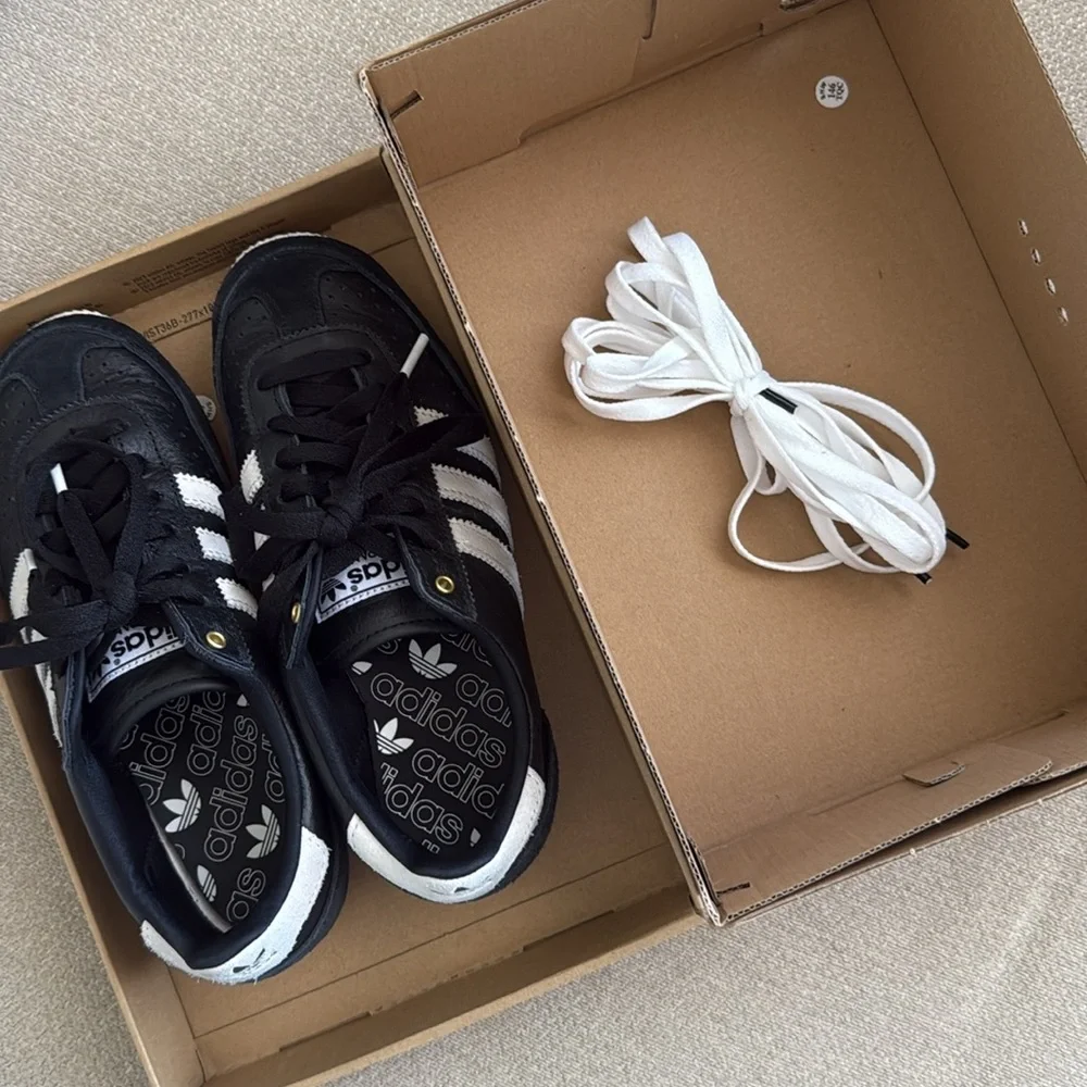 Adidas Originals Japan sneakers in black - Picture 6 of 6